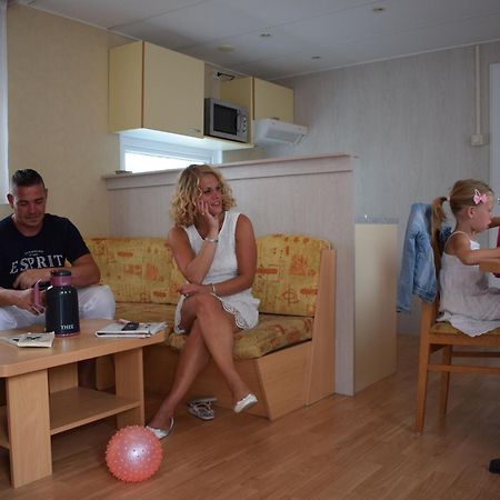 Camping Scheldeoord Baarland Exteriör bild